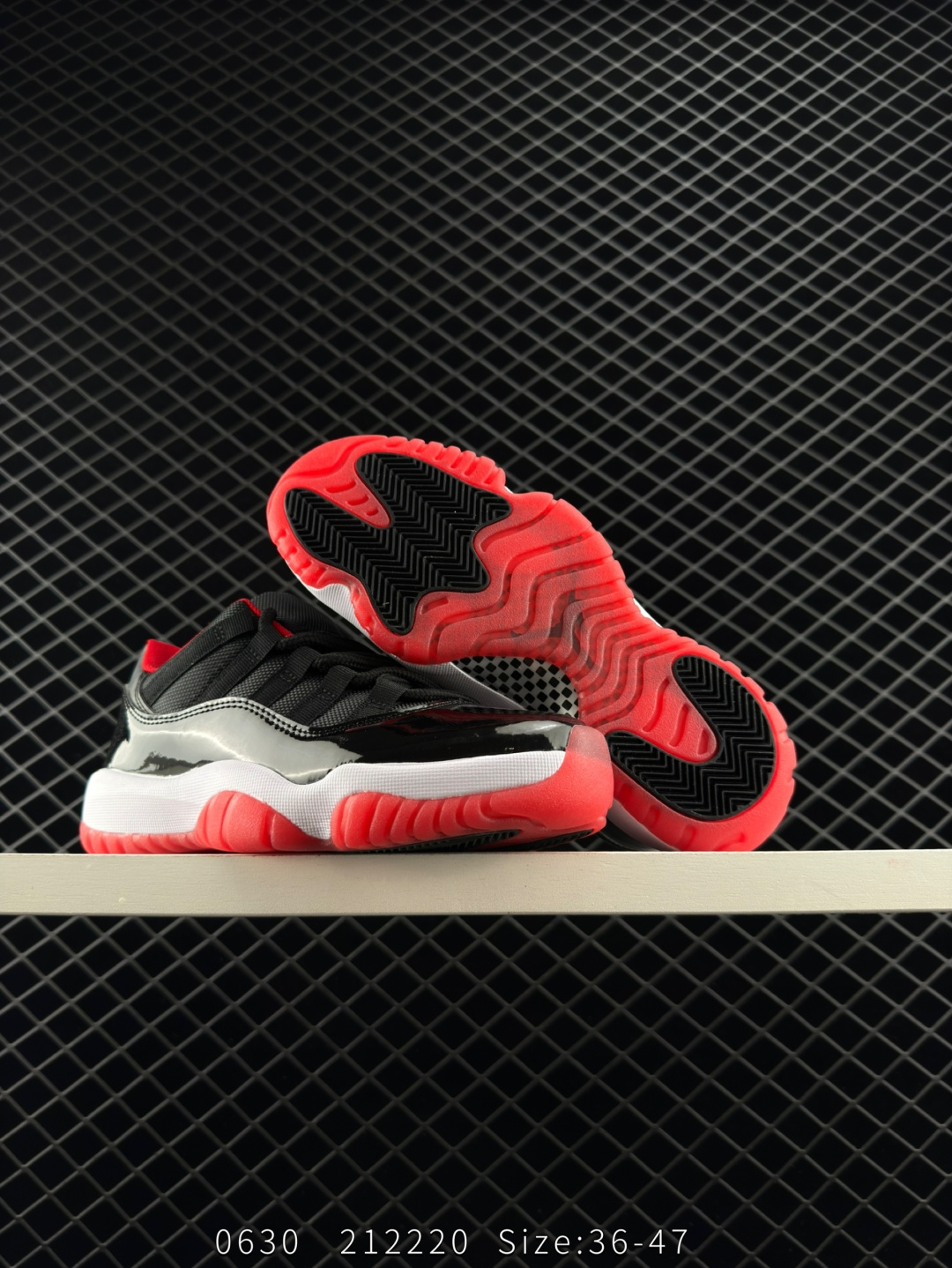 Nike Air Jordan 11 Retro Low”Concord“